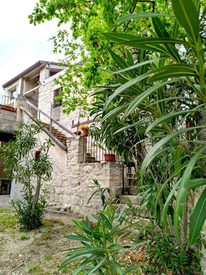Gasthaus Ai Limiti • 67 • Stonehouse Palombaro Exterior foto