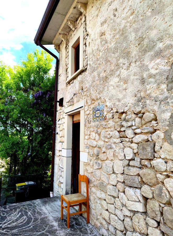 Gasthaus Ai Limiti • 67 • Stonehouse Palombaro Exterior foto